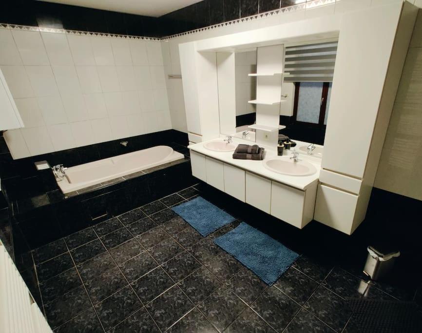 Appartement Modern Duplex 100m2 Perfect To Visit Bruxelles